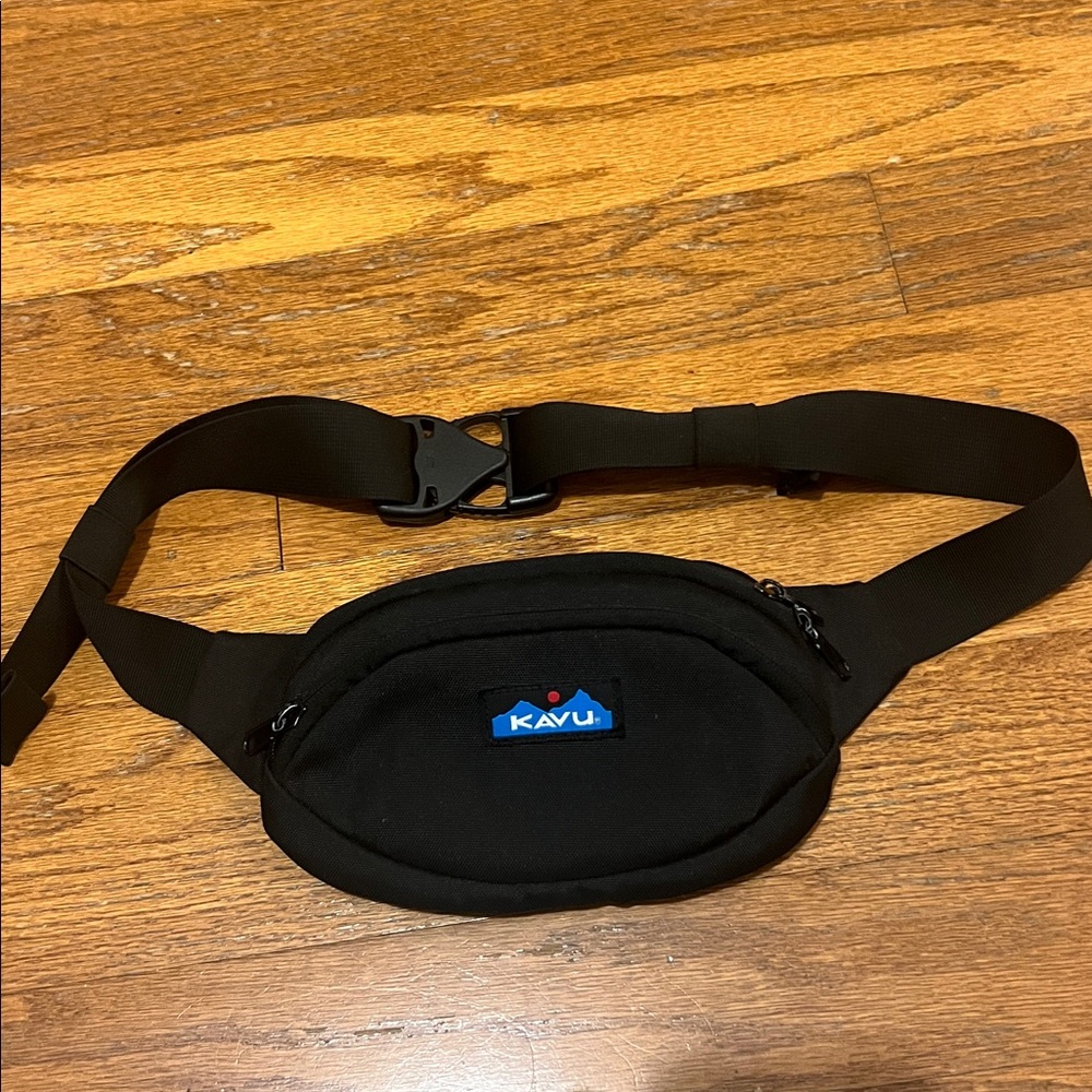 Kavu Black Fanny Pack